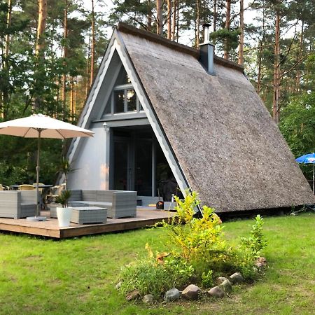 Ferienhaus Reetdach 1300Qm Privatgrundstueck Bootssteg Sauna Templin Luebbesee Uckermark Erholung Pur Seenplatte Petersdorf (Uckermark) Exterior foto