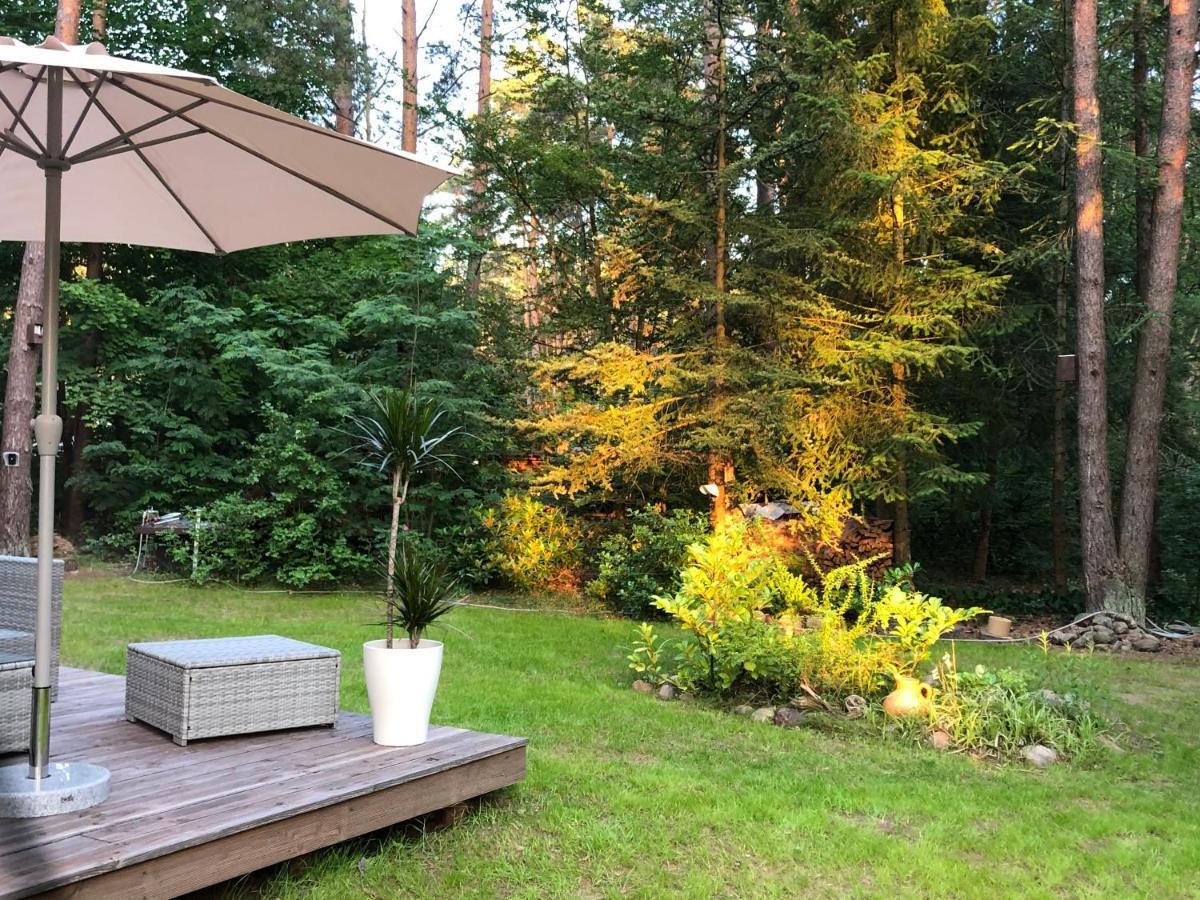 Ferienhaus Reetdach 1300Qm Privatgrundstueck Bootssteg Sauna Templin Luebbesee Uckermark Erholung Pur Seenplatte Petersdorf (Uckermark) Exterior foto