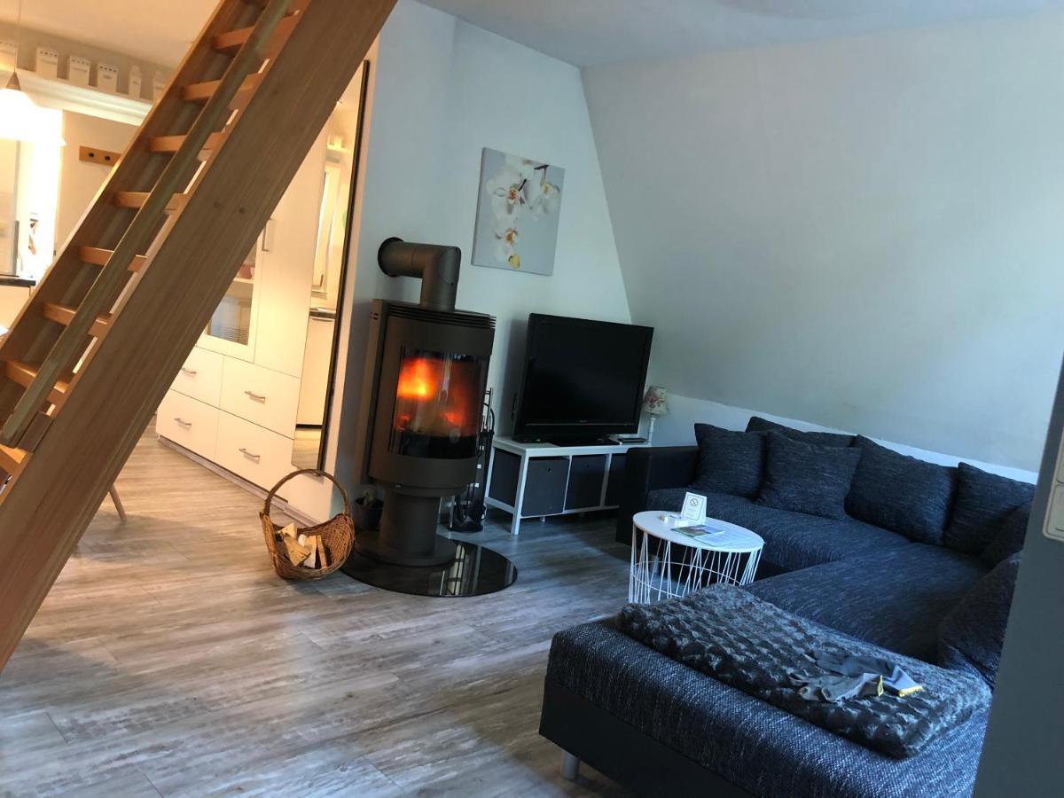 Ferienhaus Reetdach 1300Qm Privatgrundstueck Bootssteg Sauna Templin Luebbesee Uckermark Erholung Pur Seenplatte Petersdorf (Uckermark) Exterior foto